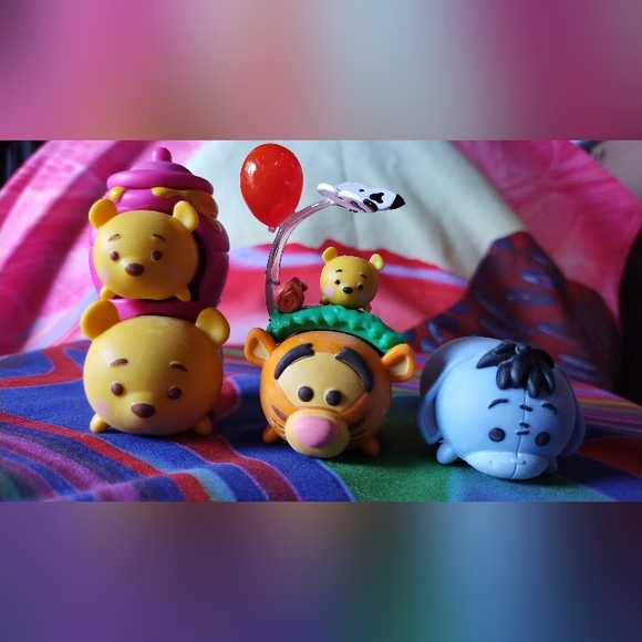 Disney Tsum Tsum Tigger Butterfly Balloon Hill Mystery Stack Pack Series 4 - Picture 9 of 9
